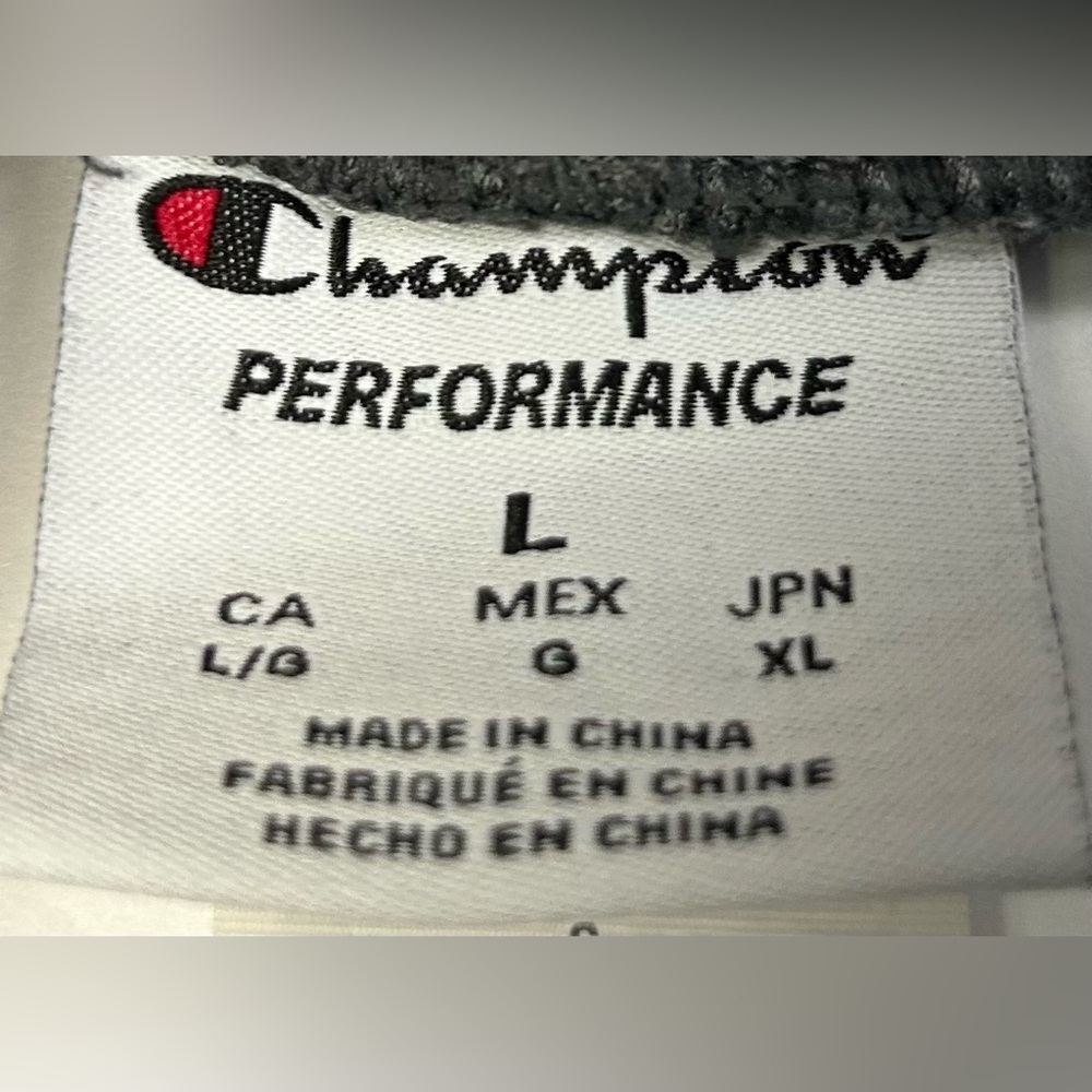 Men’s Champion athletic shorts - Picture 3 of 3